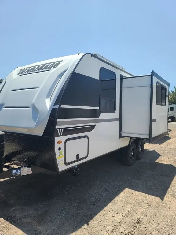 2025 Winnebago Micro Minnie 2108FBS - Photo 4