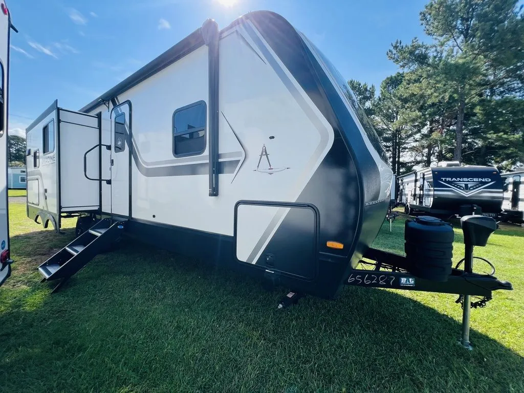 2026 Grand Design Imagine 2670MK - Photo 2