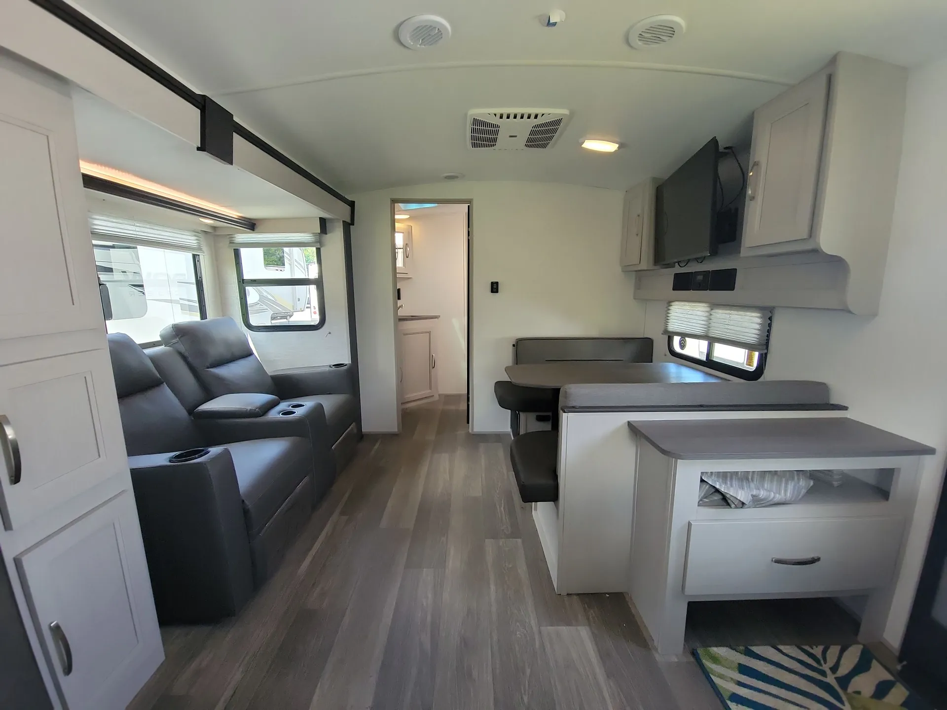 2024 Cruiser RV Shadow Cruiser 242RKS — living area main