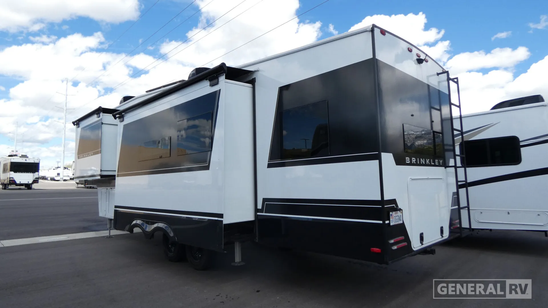 2025 Brinkley Model Z 3110 - Photo 4