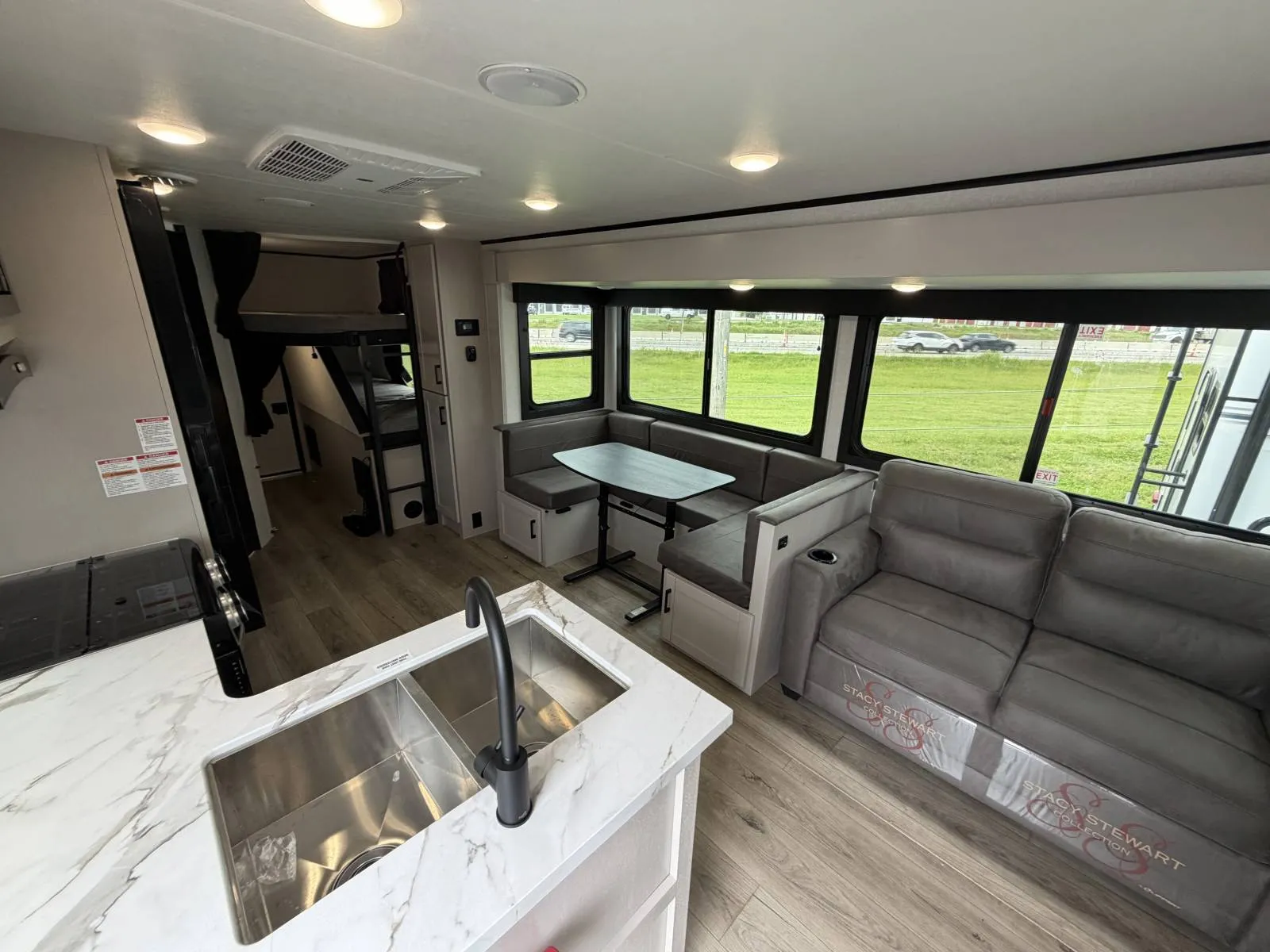 2026 Jayco Jay Feather 29BHB - Photo 3