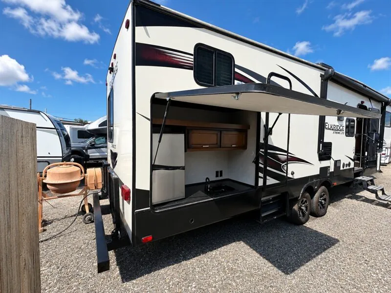 2018 Heartland ElkRidge Xtreme Light E 326 - Photo 4
