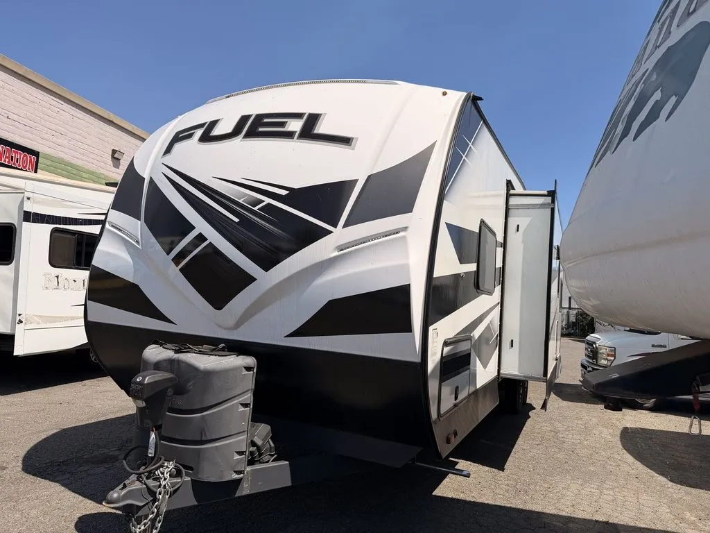 2022 Heartland Fuel F - Photo 3