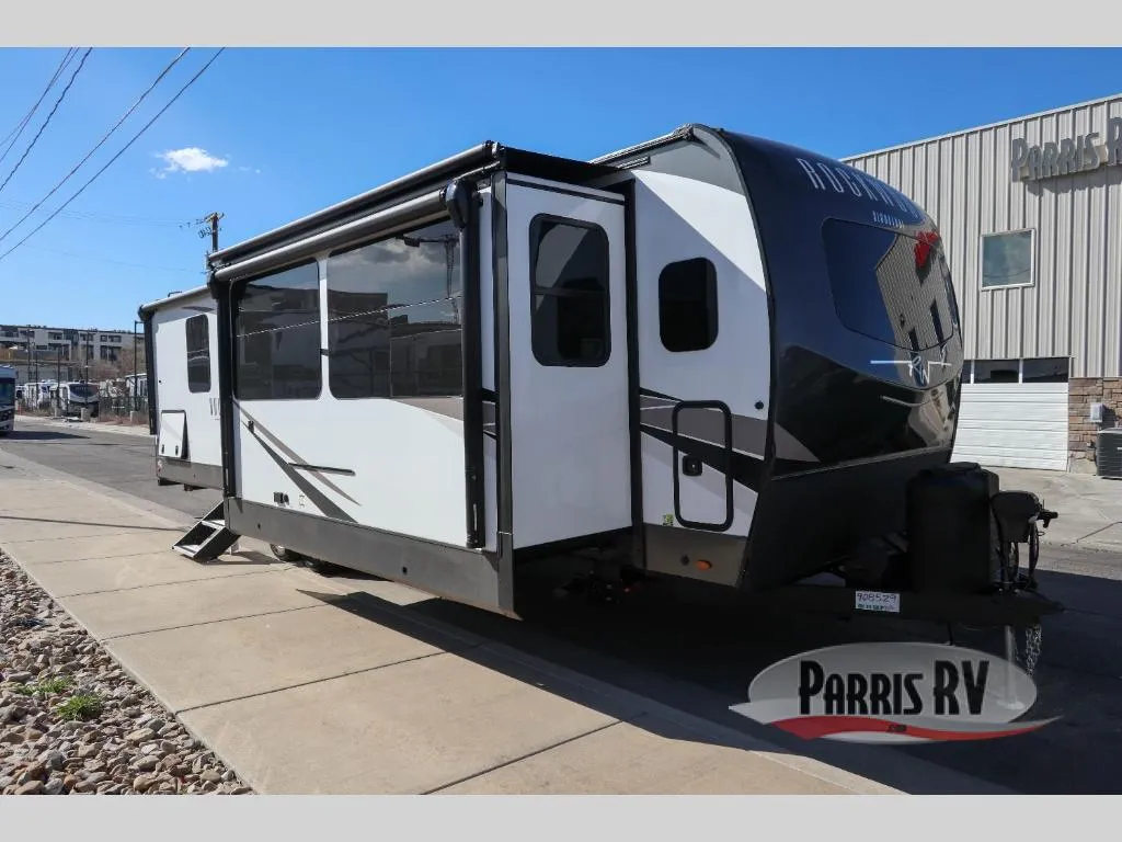 2025 Forest River Rockwood Signature 8339FK - Photo 2