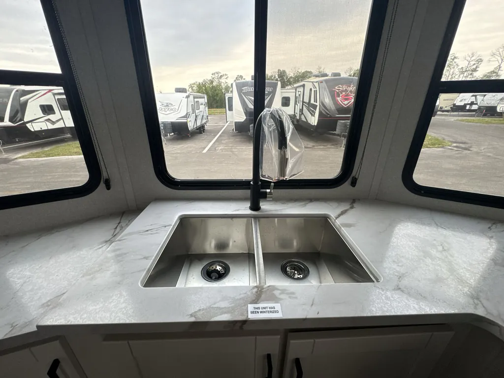 2026 Jayco Jay Flight Bungalow 404LOFT DS, Photos photo 6