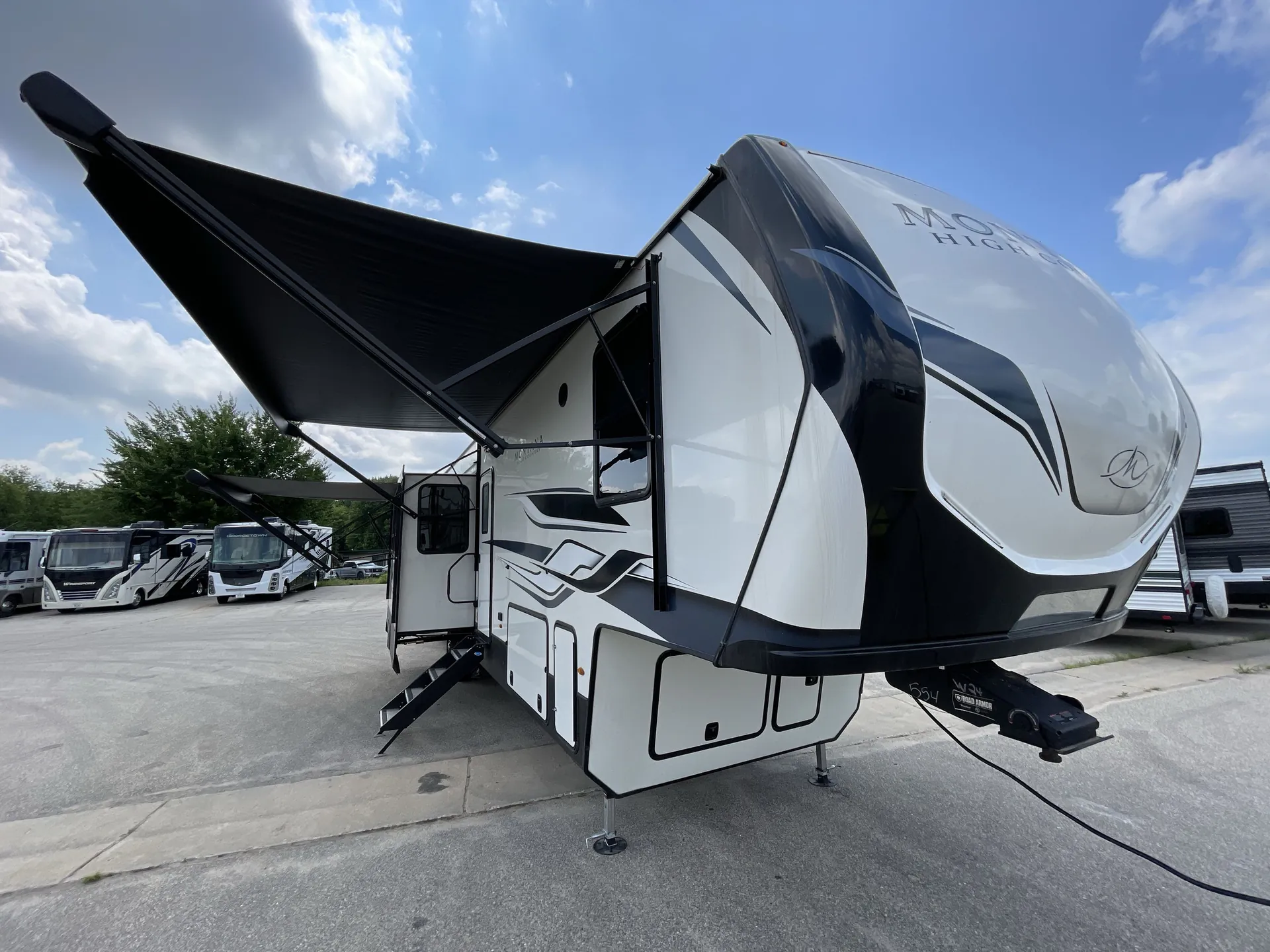 2023 Keystone Montana High Country 381TB - Photo 2