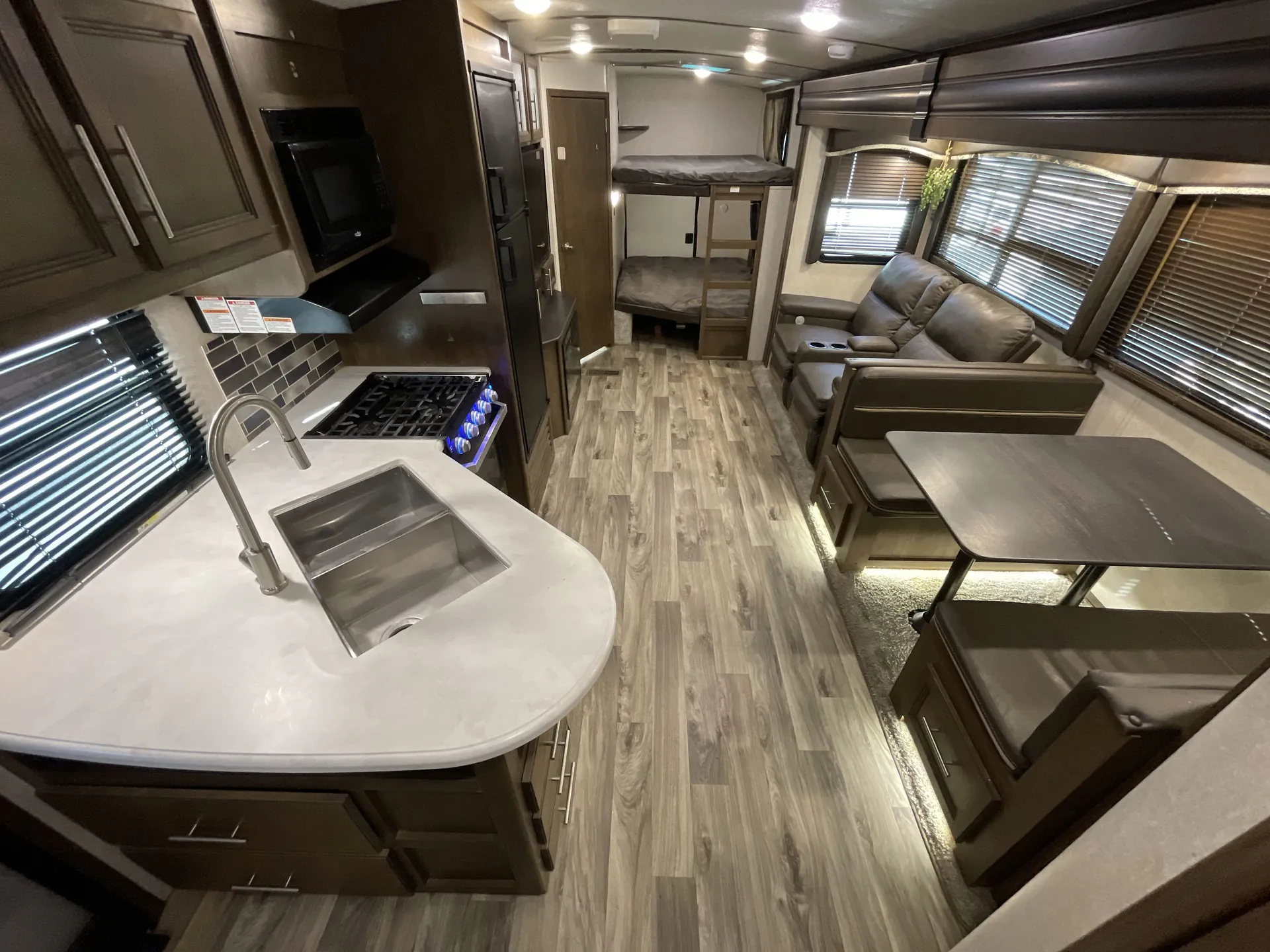 2020 Keystone Cougar Half-Ton 29BHSWE — living area main