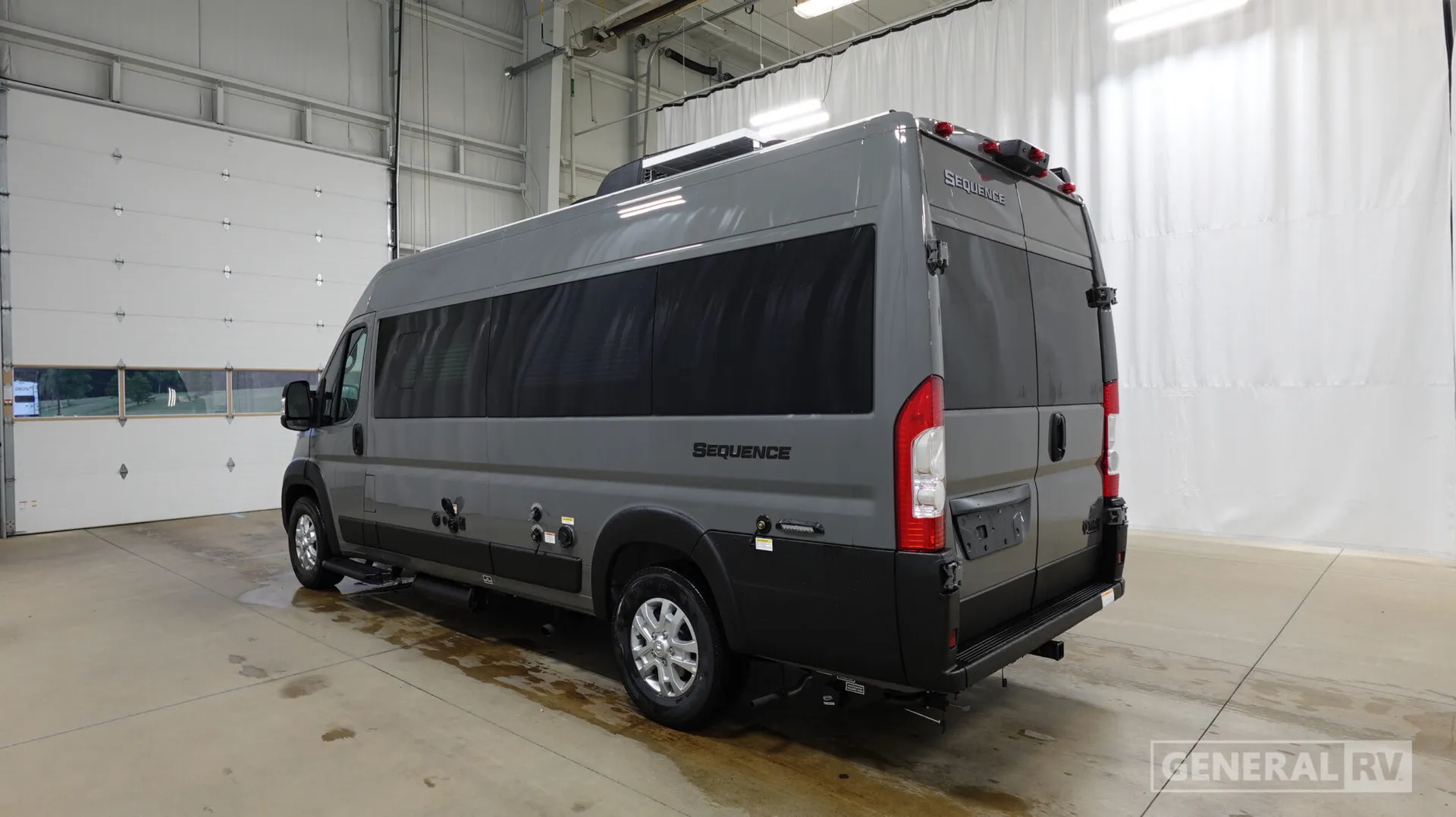 2027 Thor Motor Coach Sequence 20L - Photo 4