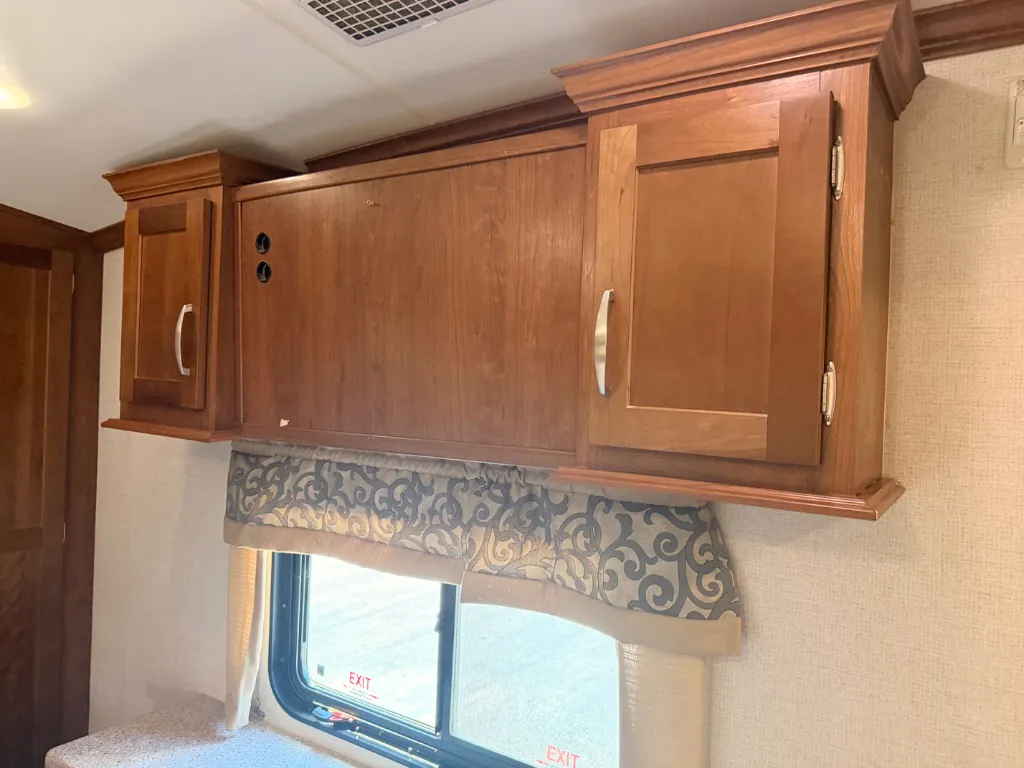 2018 Forest River Blue Ridge 304SR, Photos photo 28