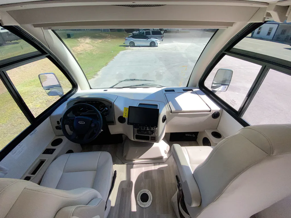 2026 Thor Motor Coach Axis 26.2, Photos photo 4