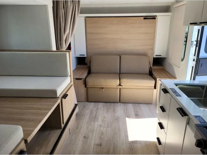 2026 Winnebago Micro Minnie 2108DS - Photo 4