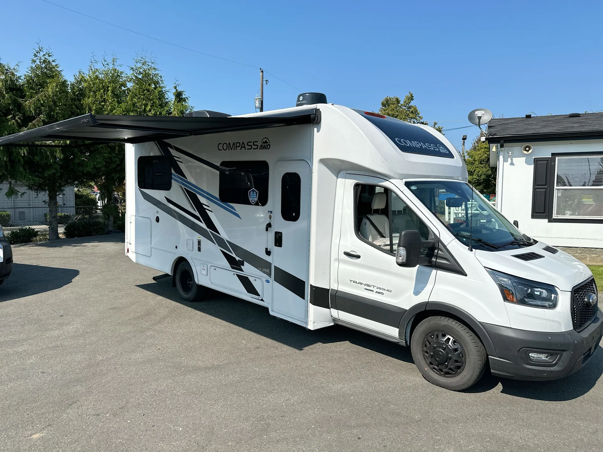 2026 Thor Motor Coach Compass 24KB - Photo 2