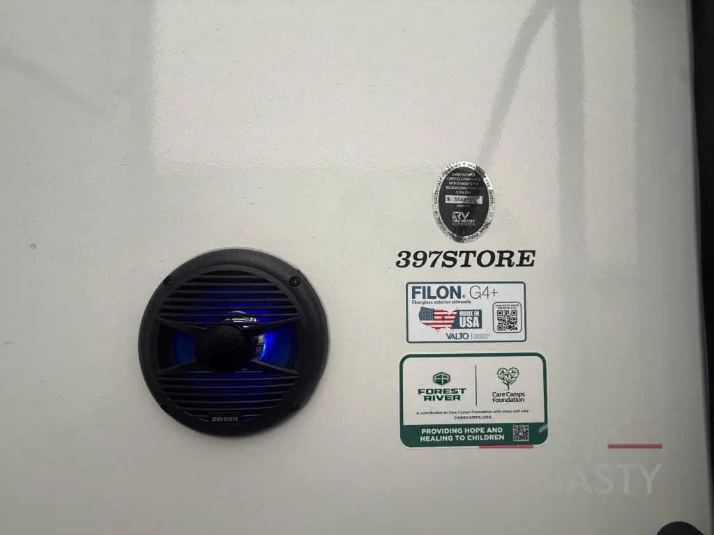 2026 Forest River Cherokee Rogue Store 397STORE, Photos photo 12