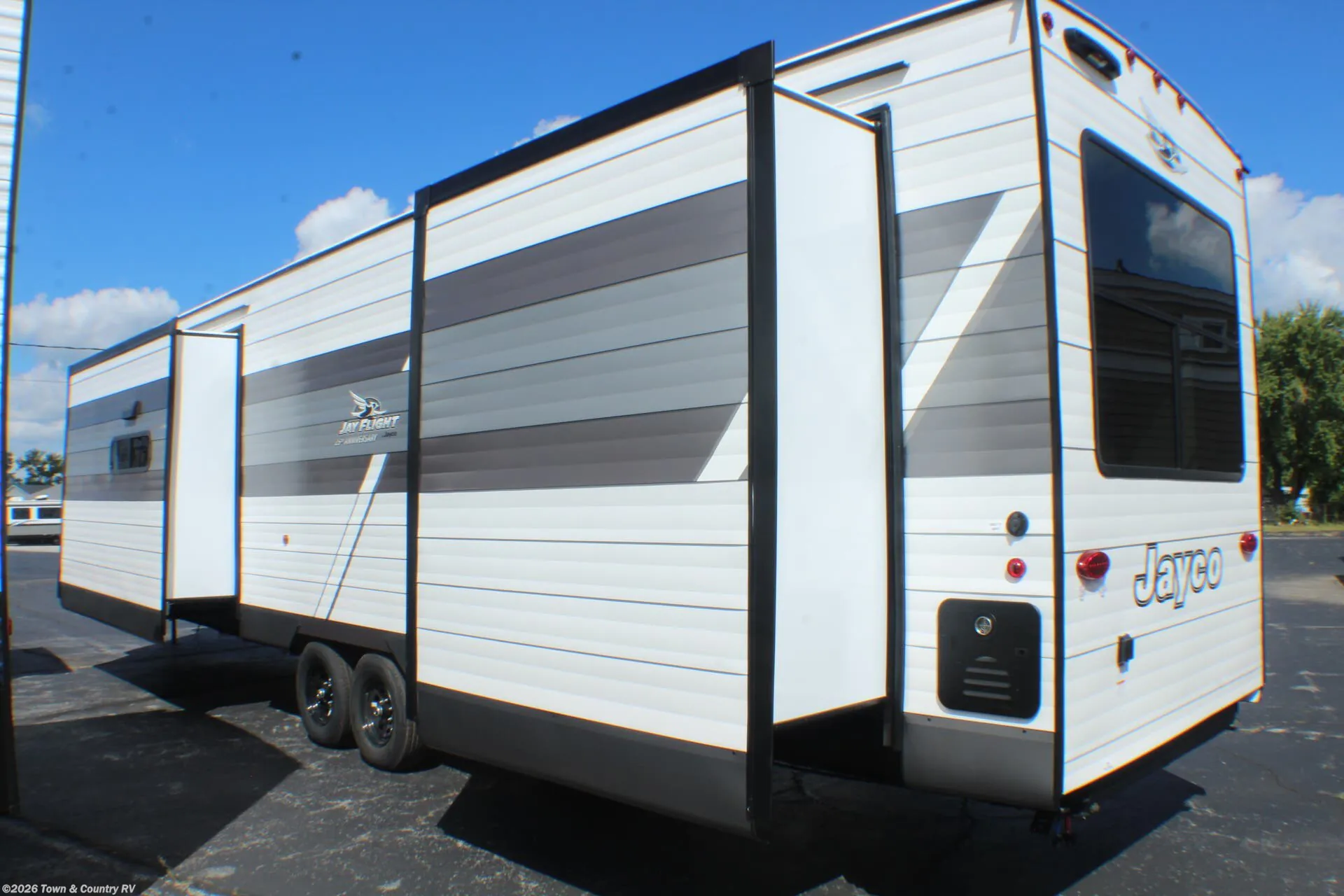 2027 Jayco Jay Flight Bungalow 401FLTS - Photo 3