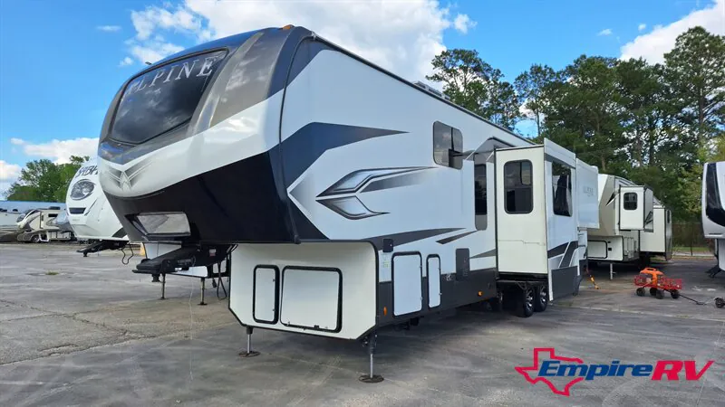 2023 Keystone Alpine 3790FK - Photo 3