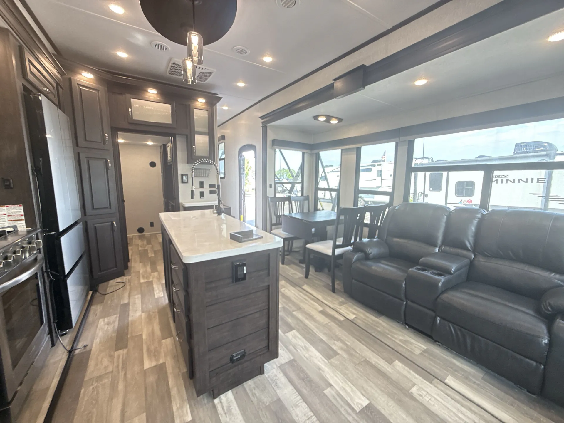 2023 Coachmen Brookstone 398MBL — living area main