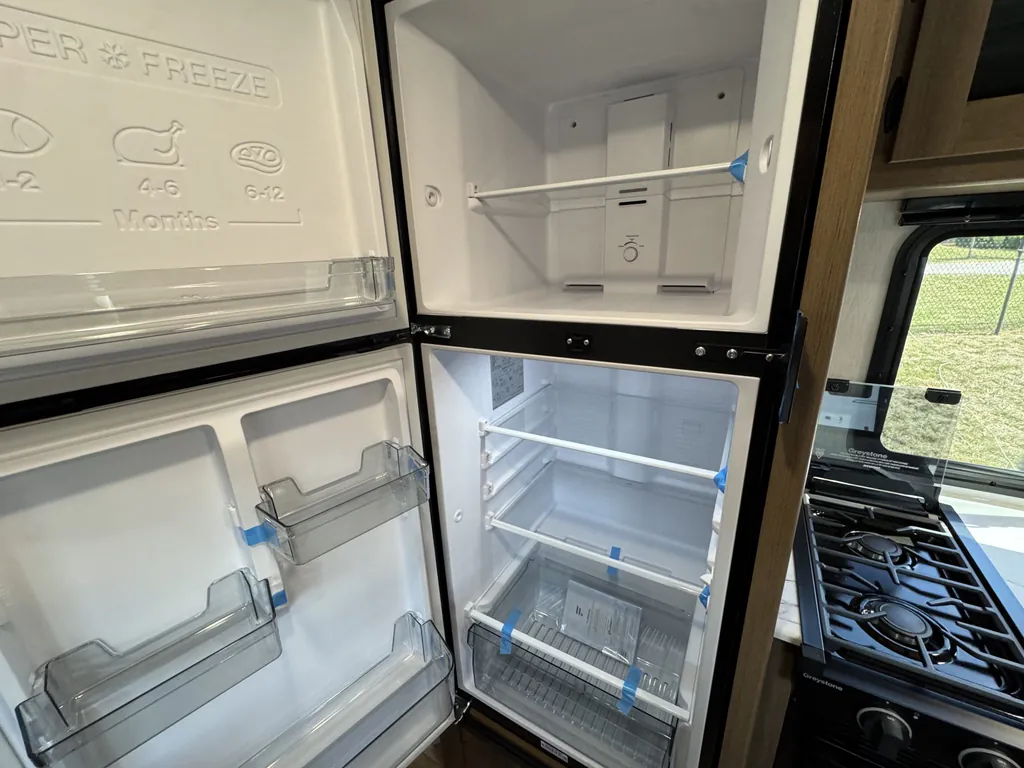 2027 Coachmen Apex Nano 186BH, Photos photo 19