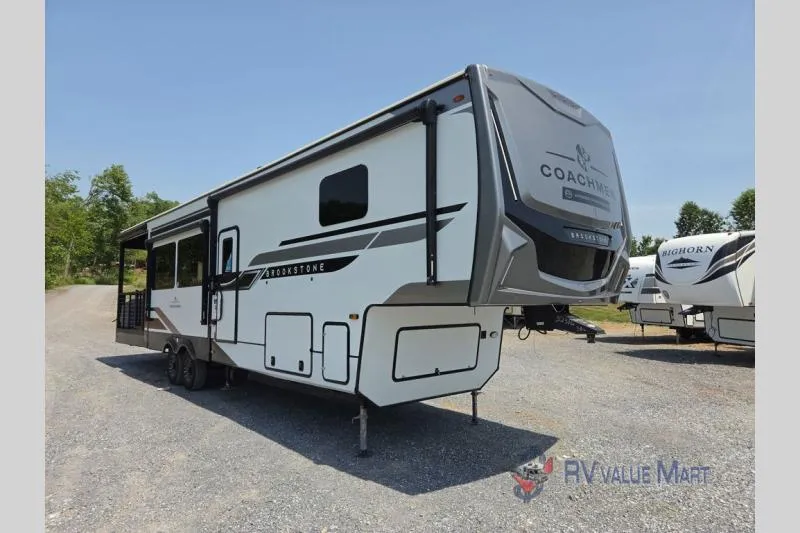 2025 Coachmen Brookstone 318RLL - Photo 3