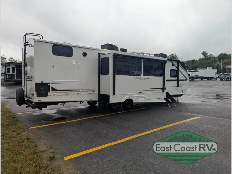 2026 Keystone RV Cougar Half-Ton 34TSB - Photo 4