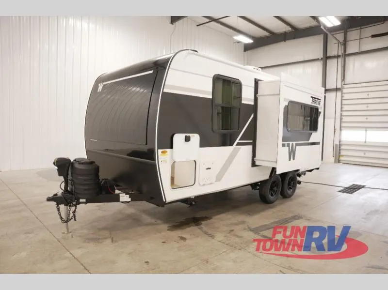 2026 Winnebago Thrive 18FBS - Photo 4