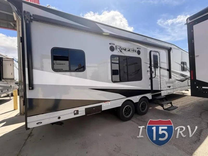 2026 Genesis Supreme Rage 275CRXL - Photo 3