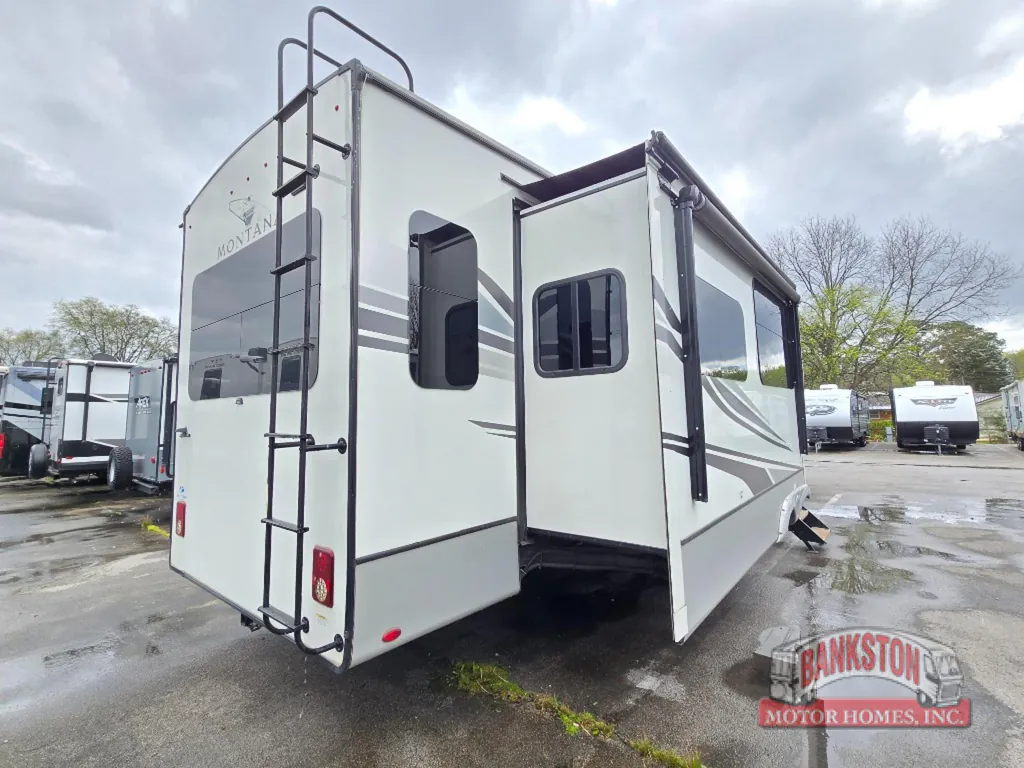 2022 Keystone Montana 3813MS, Photos photo 3