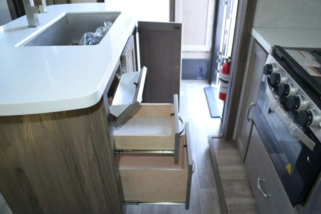 2024 Gulf Stream Envision 333BH, Photos photo 24