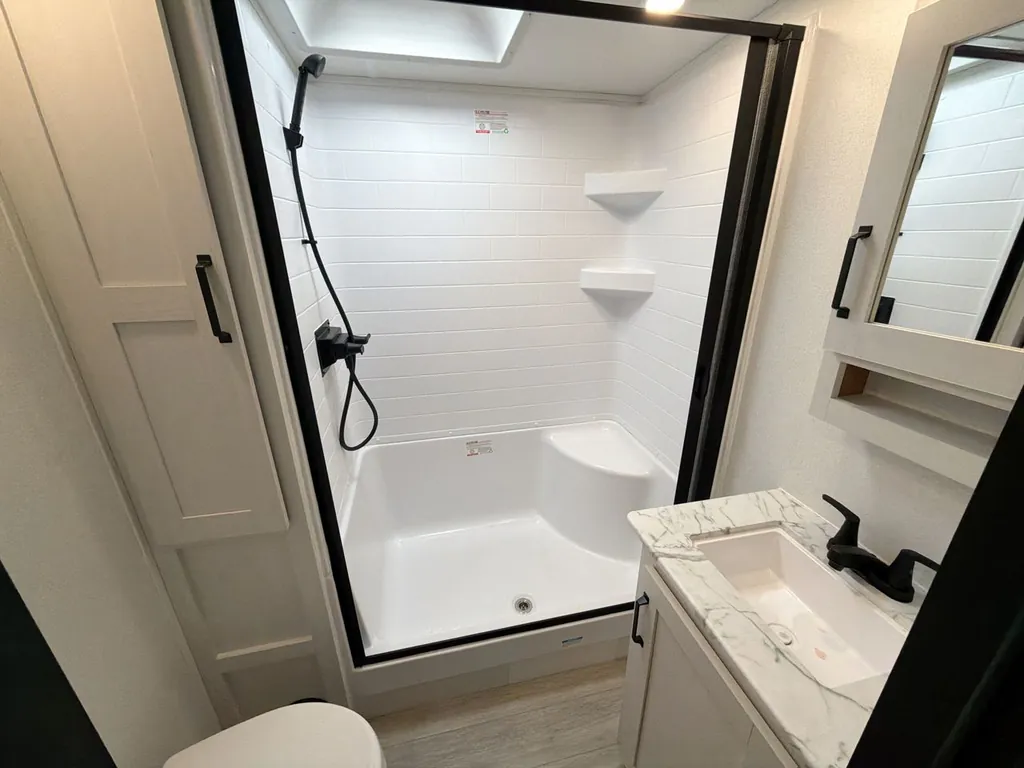 2026 Forest River Solaire 3380RLBT, Photos photo 22