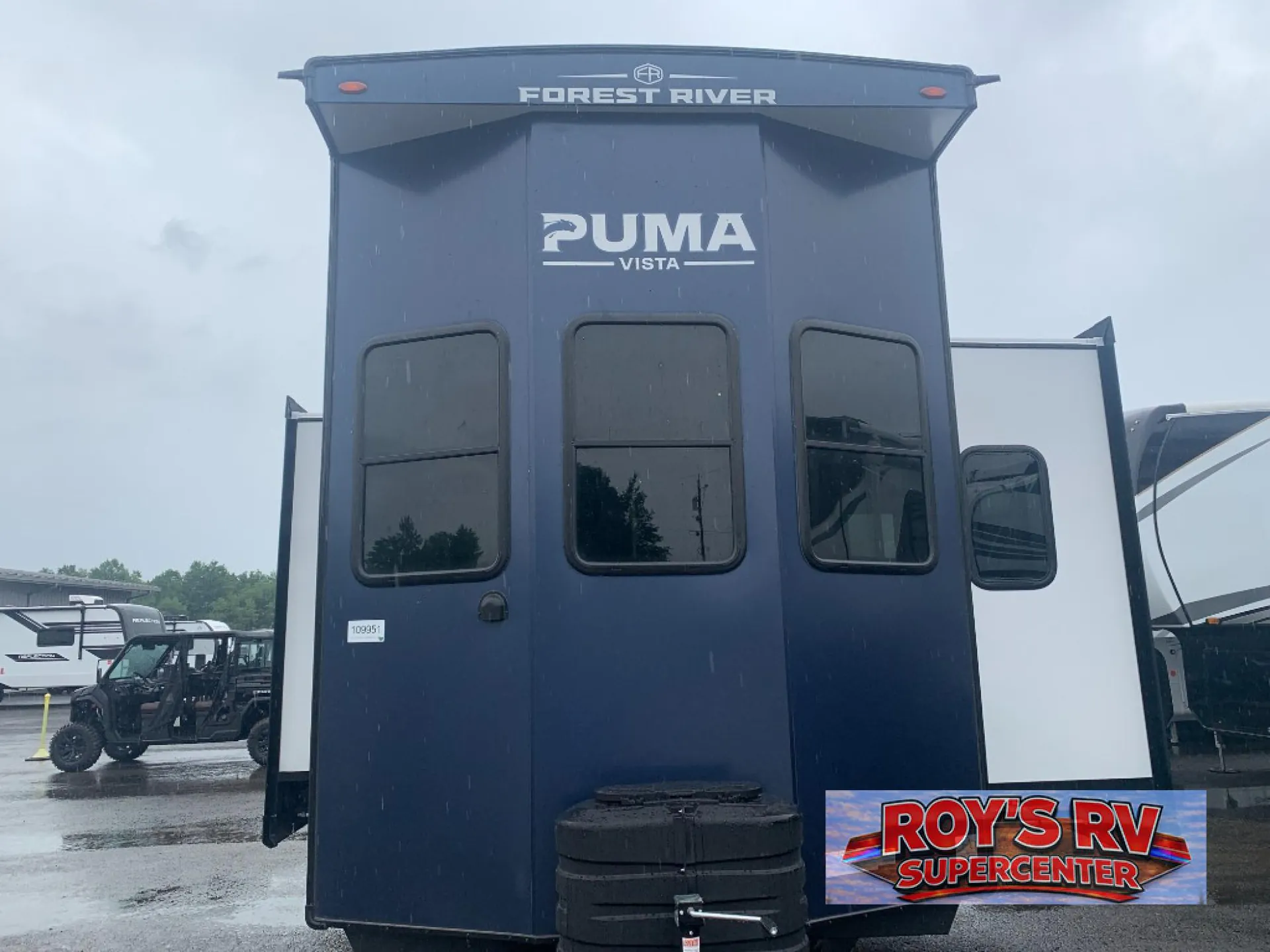 2027 Palomino Puma 403LFT - Photo 2