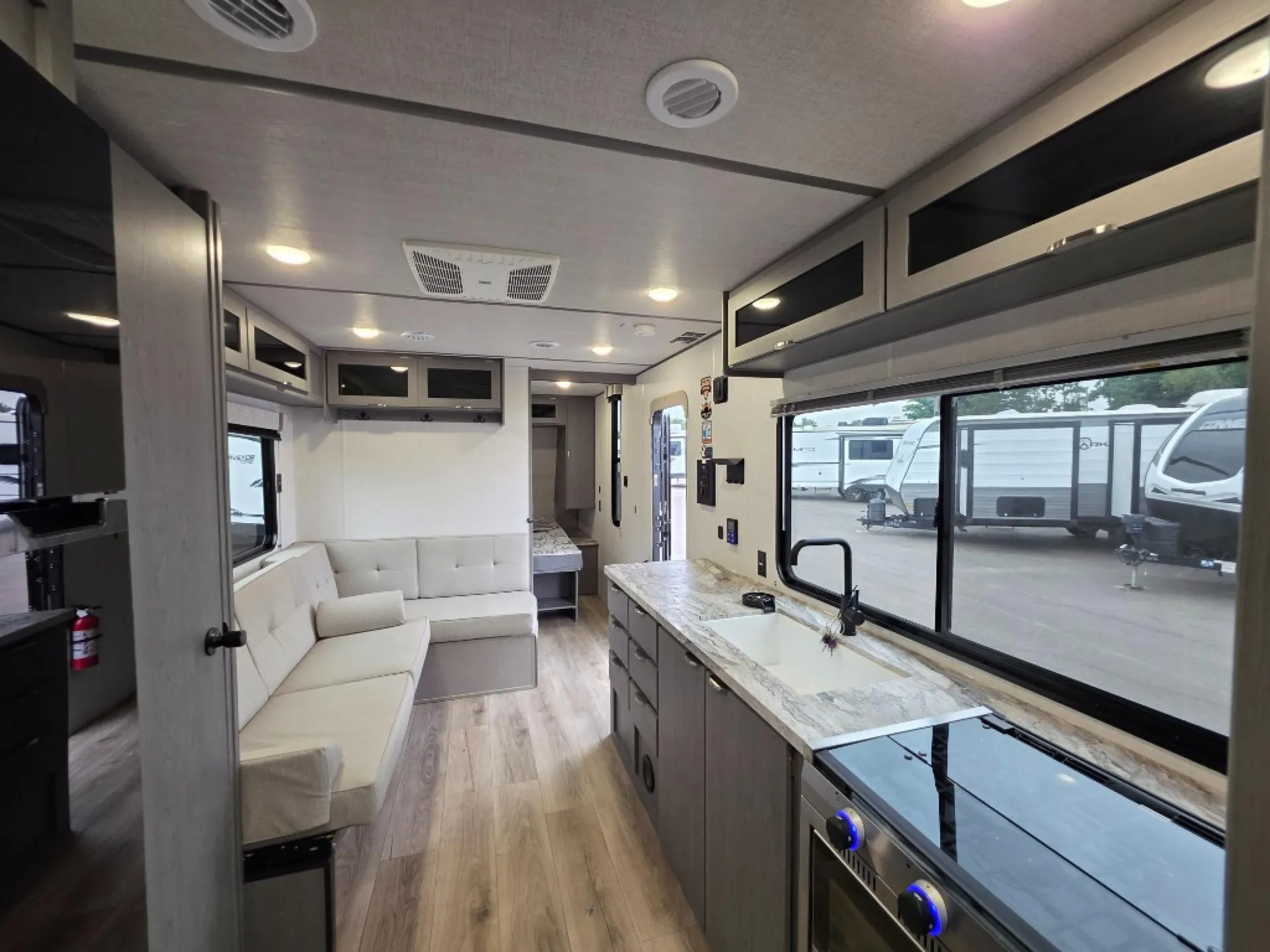 2025 Forest River Ozark 2300RB — Photo 5