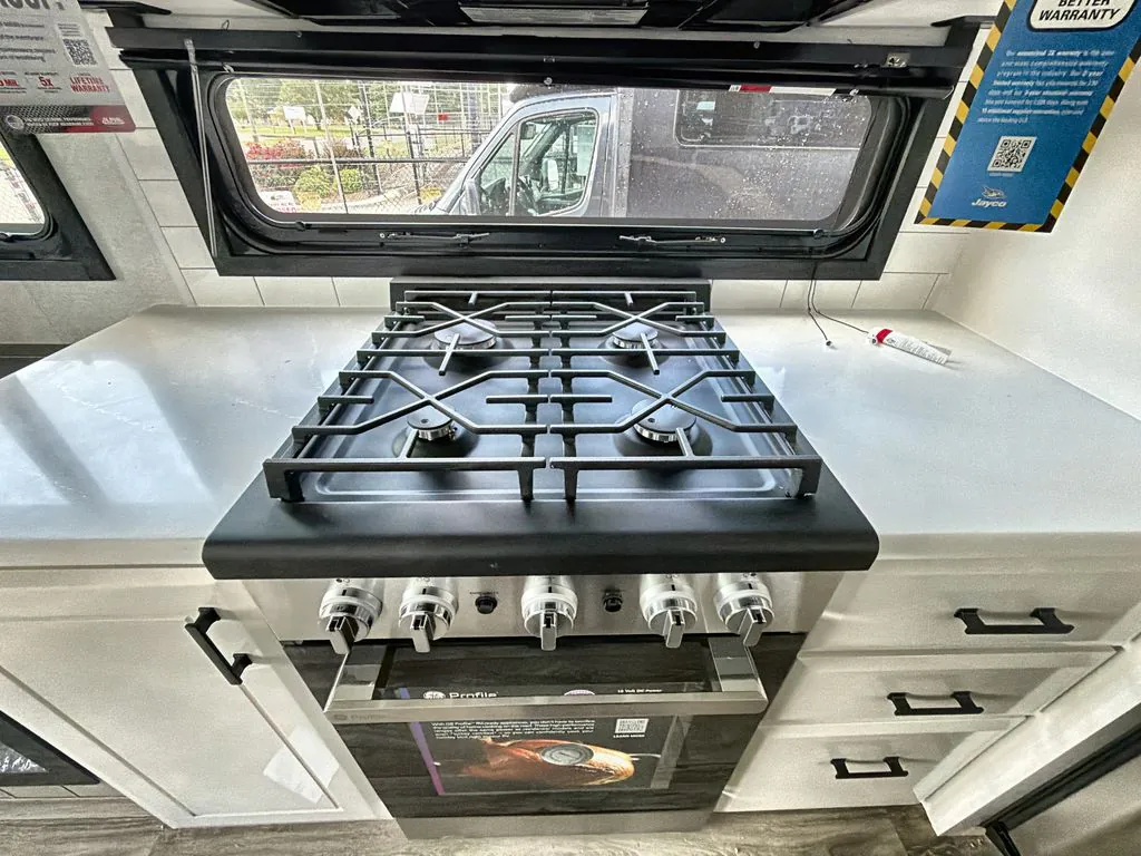 2027 Jayco Pinnacle 36FBTS, Photos photo 29