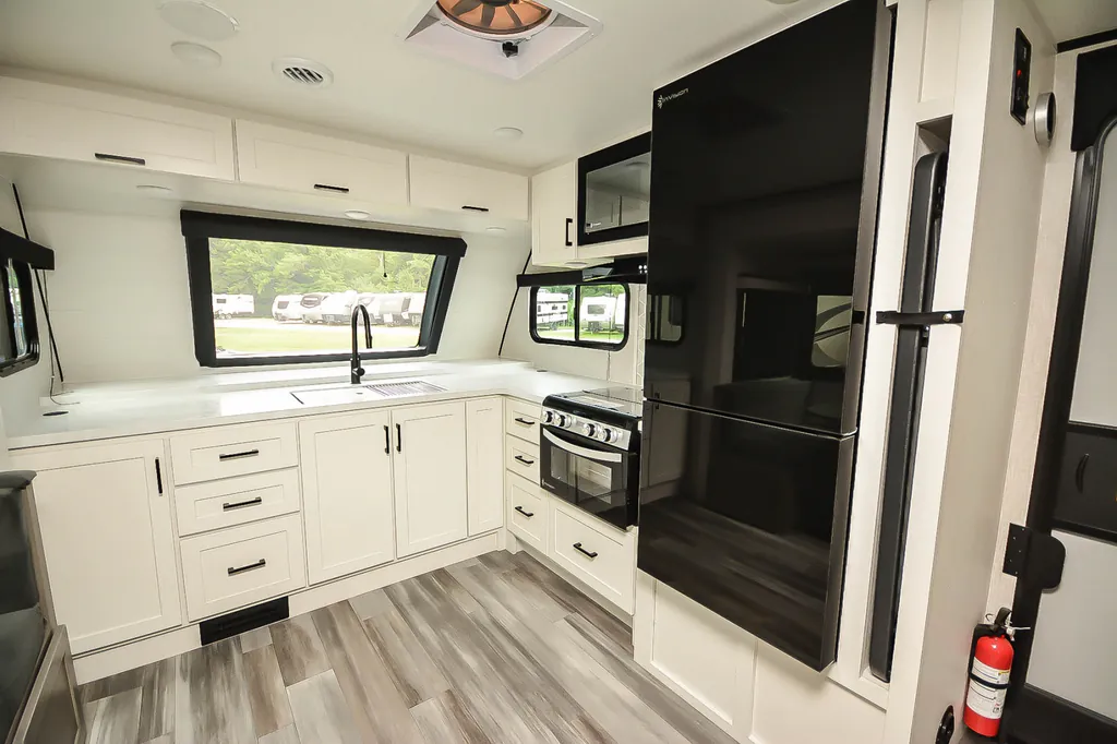 2025 Jayco Jay Feather 26FK, Photos photo 7