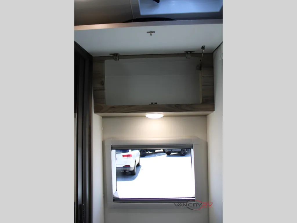 2027 Chinook RV Bayside TB, Photos photo 44