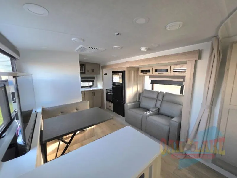 2026 Forest River Rockwood Mini Lite 2522FB - Photo 3