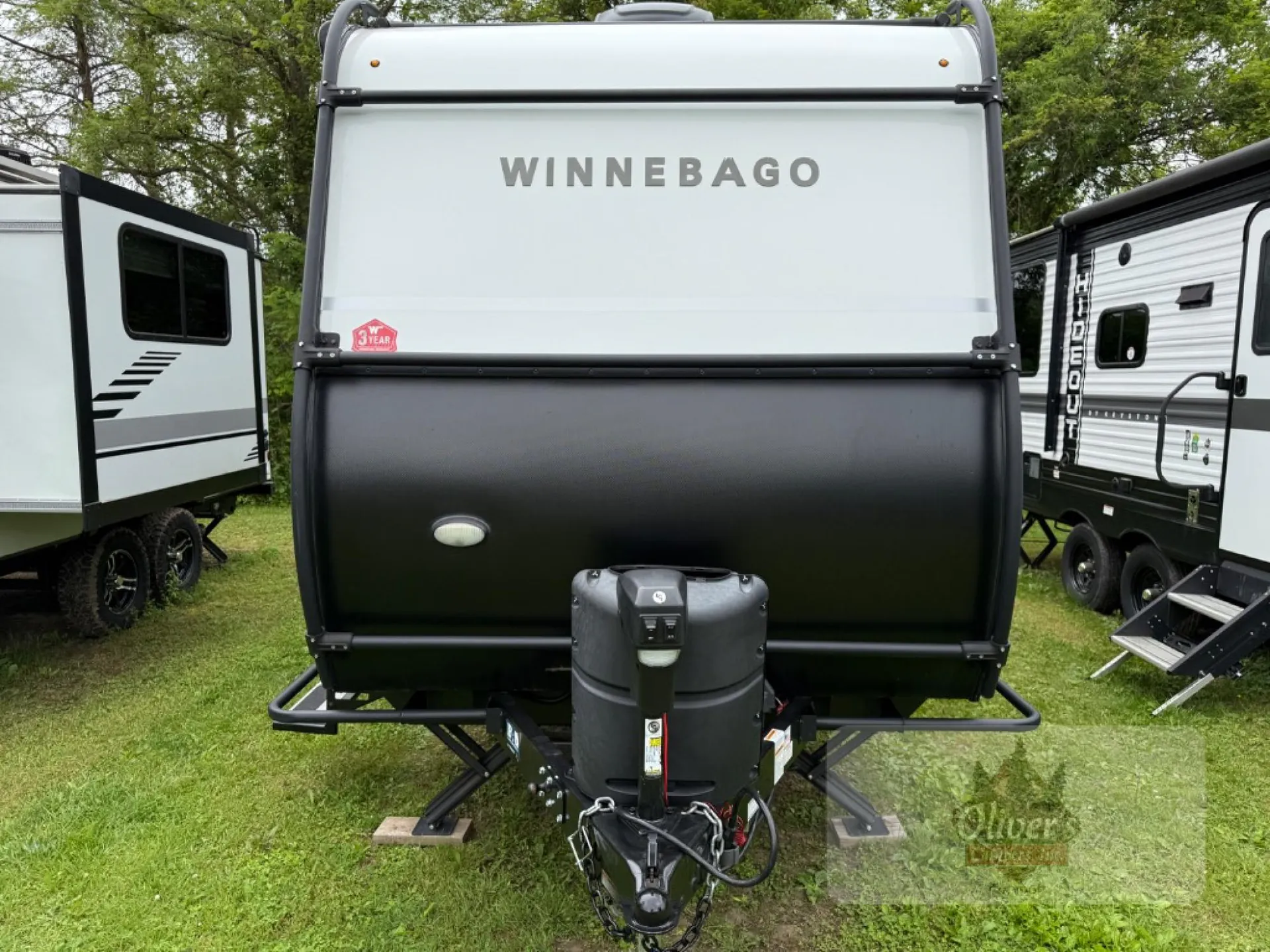 2023 Winnebago Hike 100 H1316FB - Photo 3
