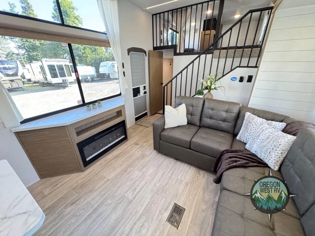 2027 Forest River Salem Grand Villa 42ICE, Photos photo 24