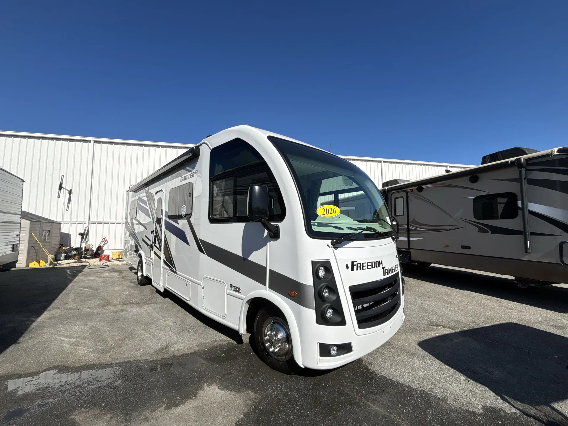 2026 Thor Motor Coach Freedom Traveler A28 - Photo 2