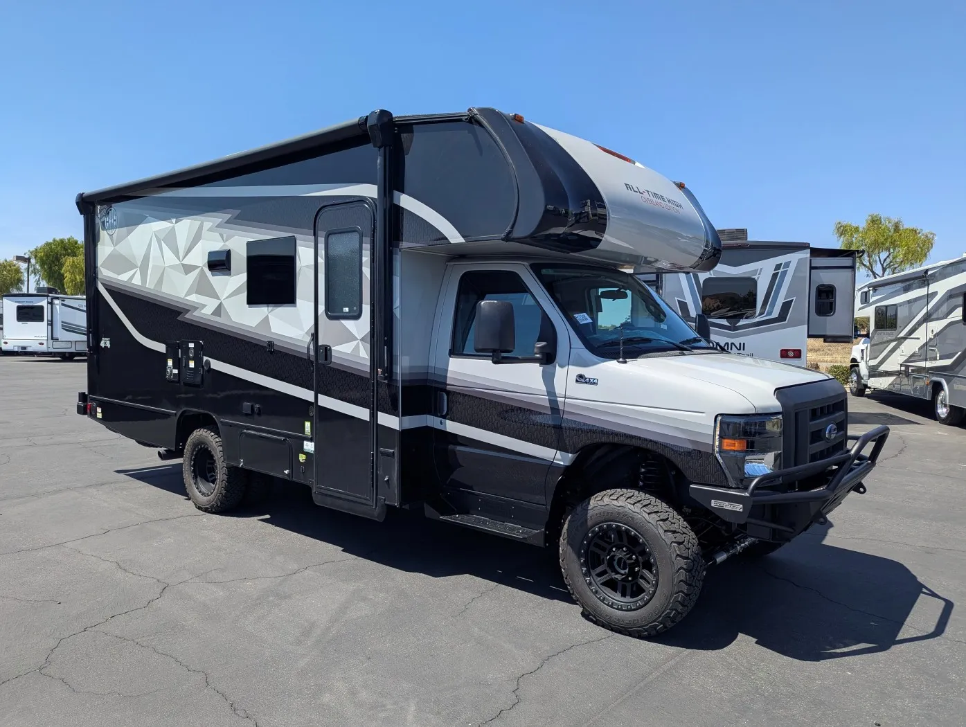 2026 Coachmen Cross Trail 22XG - Photo 2