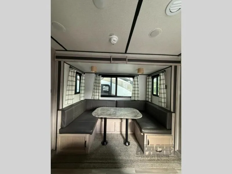2021 Coachmen Northern Spirit Ultra Lite 2454BH - Photo 3