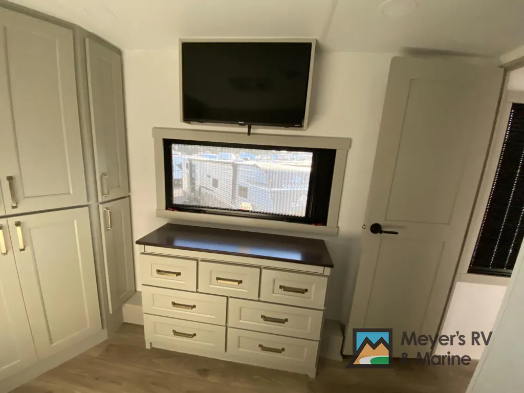 2026 Brinkley Model G 3970, Photos photo 30