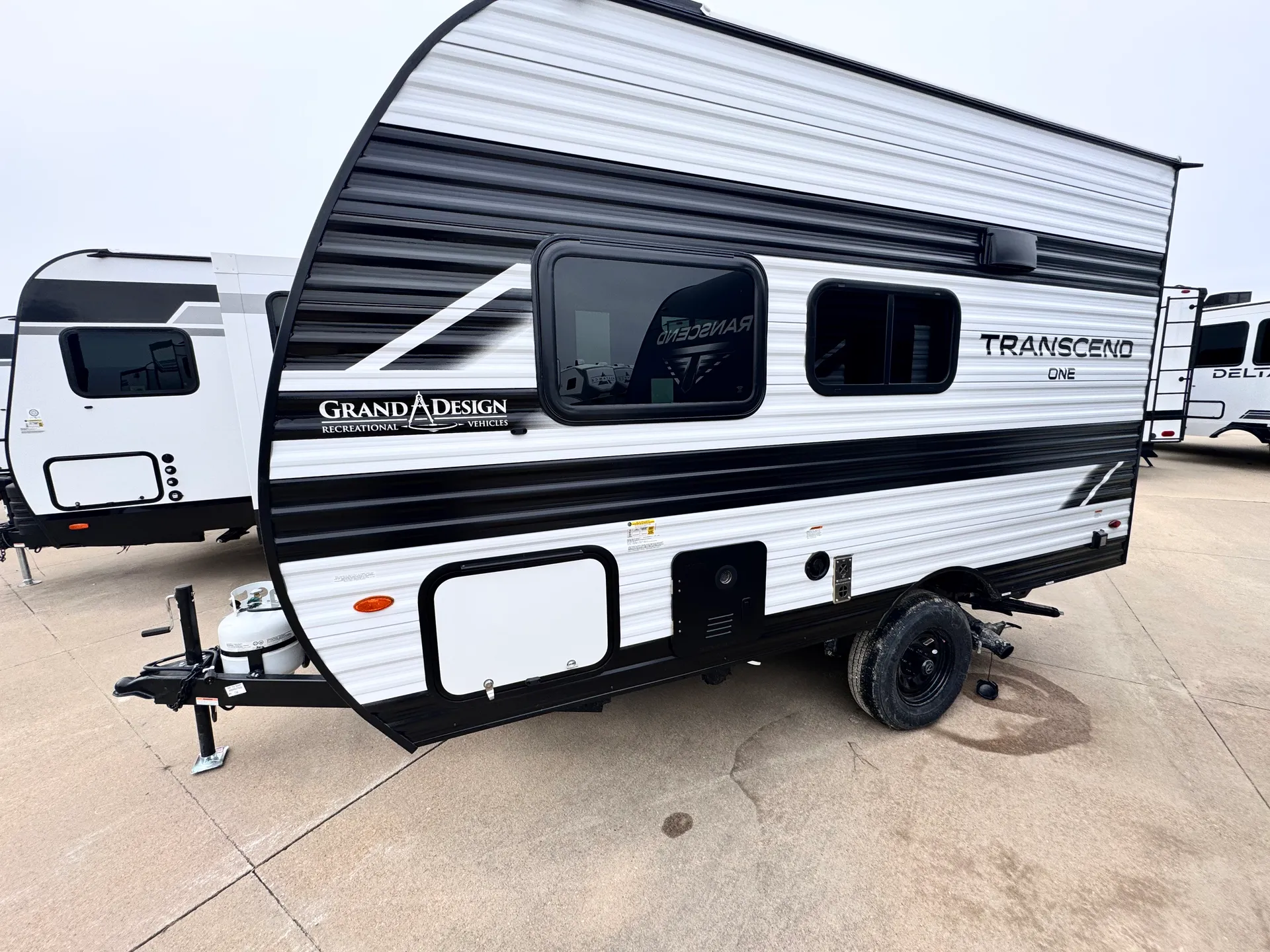 2026 Grand Design Transcend One 131DL - Photo 3