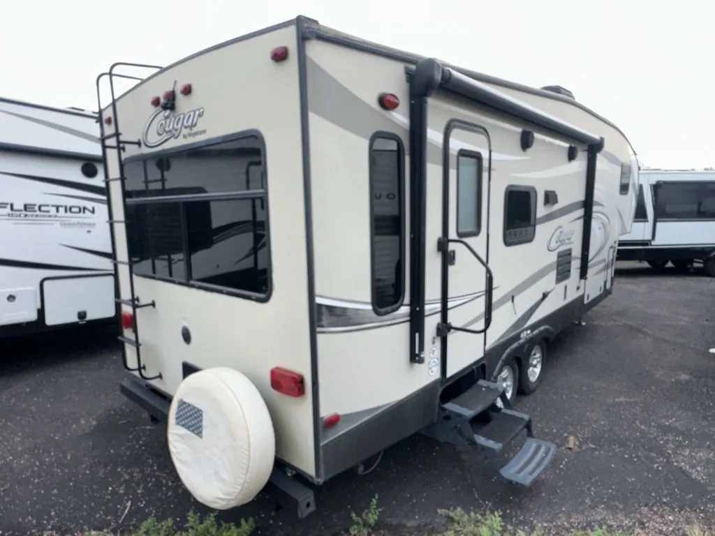 2017 Keystone Cougar XLite 26RLS - Photo 3