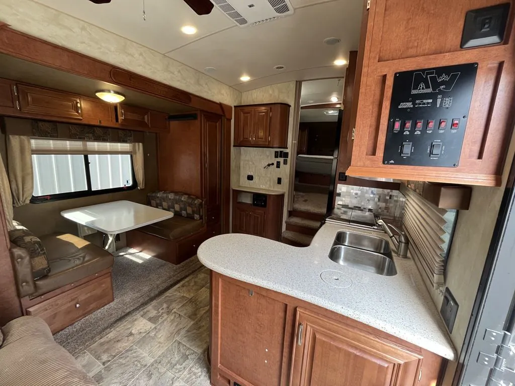 2017 Northwood Fox Mountain 235RLS - Photo 4