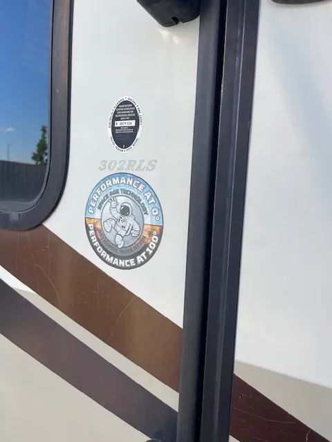 2015 Keystone Sprinter 302RLS - Photo 4