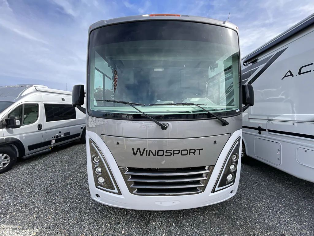 2026 Thor Motor Coach Windsport 29L, Photos photo 8