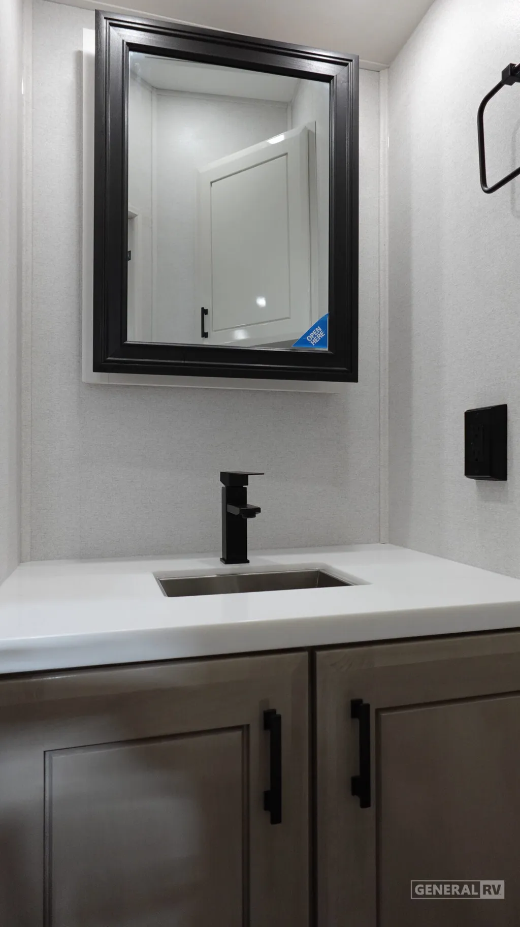 2027 Jayco Pinnacle 36FBTS, Photos photo 32