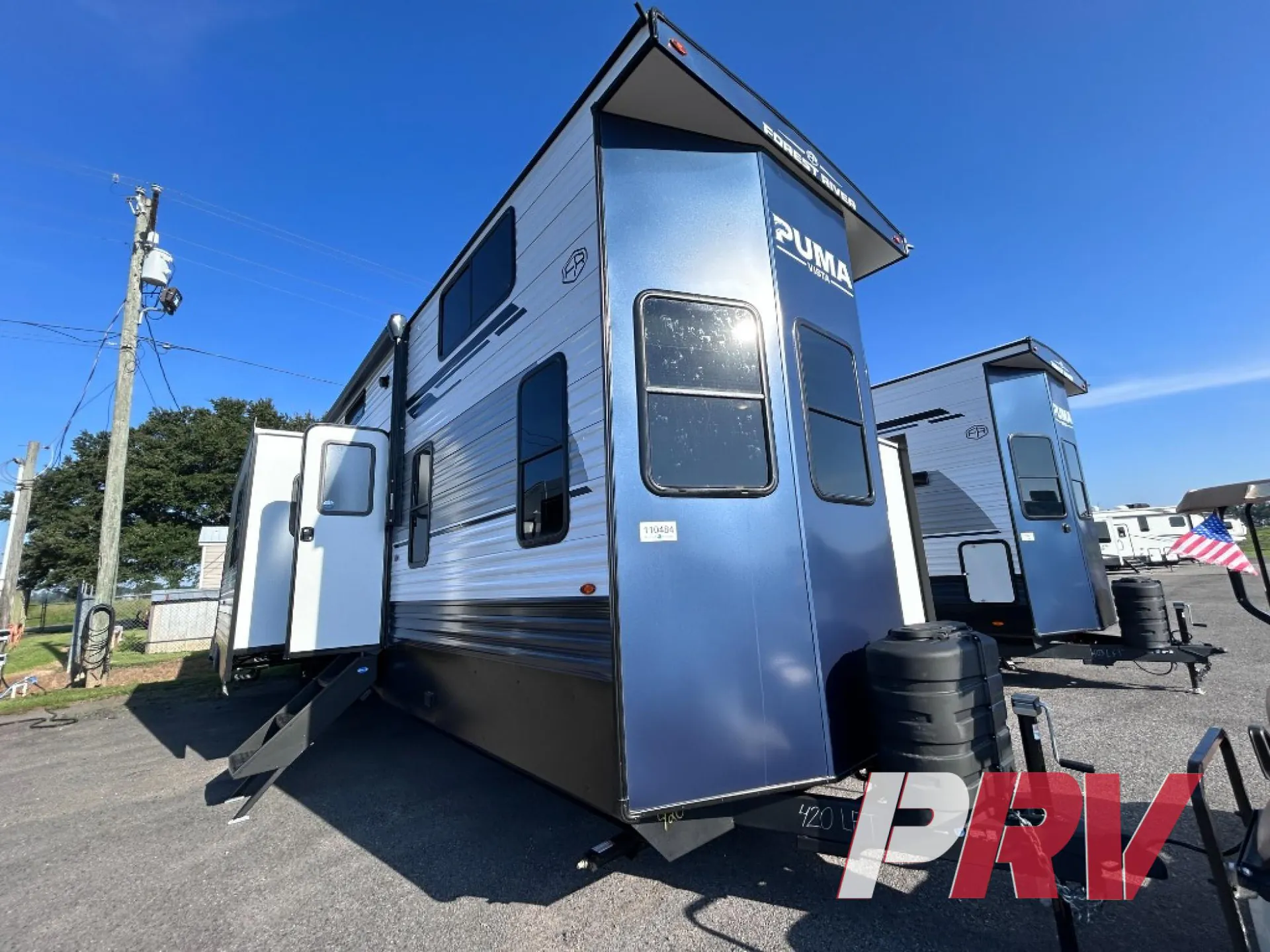2027 Palomino Puma 420LFT - Photo 2
