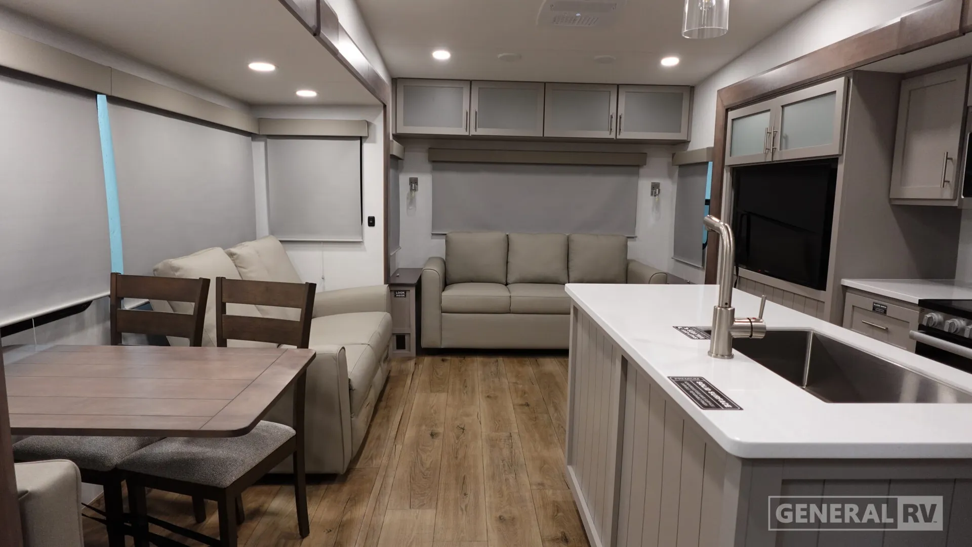 2026 Alliance RV Avenue All-Access 29RL - Photo 3