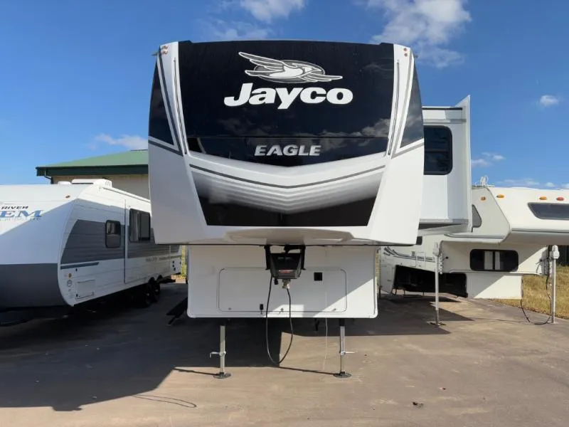 2026 Jayco Eagle 321RSTS - Photo 3