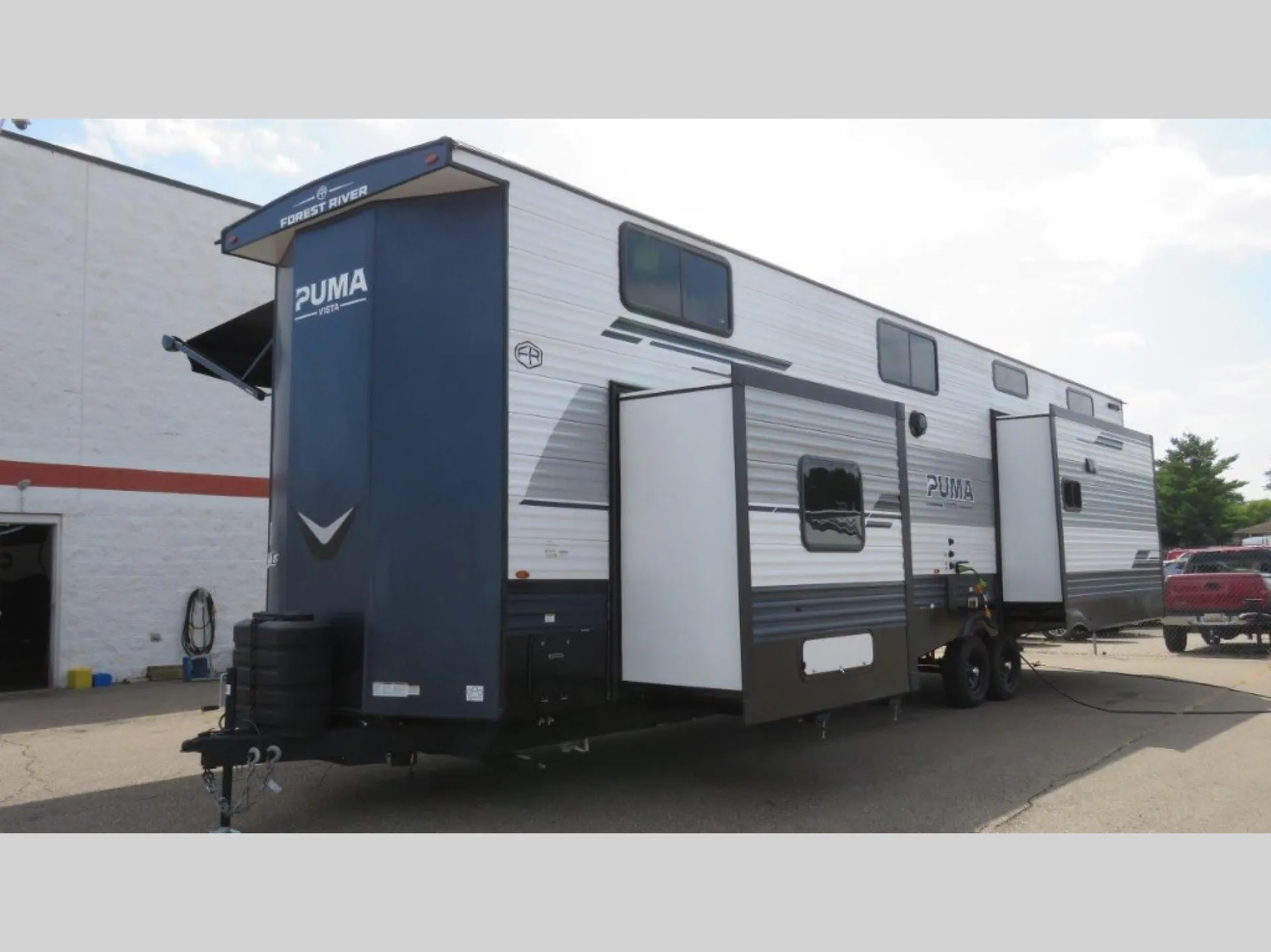 2026 Forest River Puma Vista 401RLFT - Photo 4